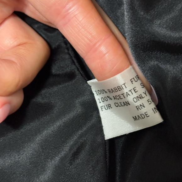 100% Rabbit Fur Coat - Picture 6 of 7